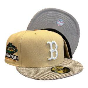 New Era Boston Red Sox 59FIFTY Fitted Hat Cap Fenway Park Side Patch